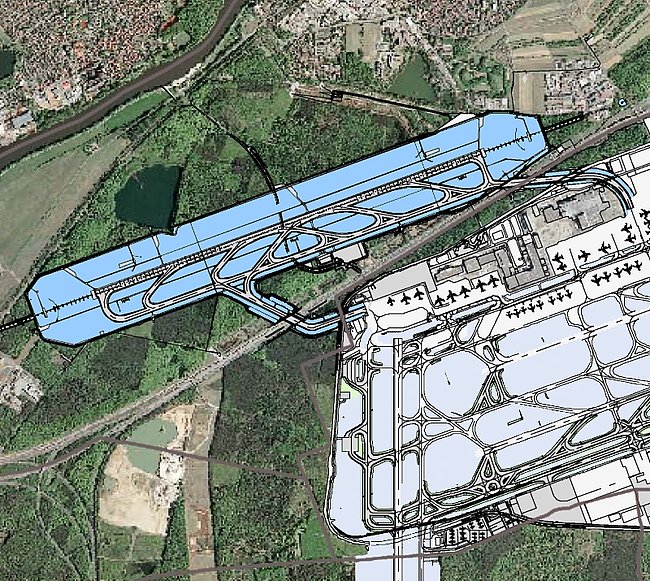 Návrh nové situace letiště  Frankfurt s novou dráhou a rolovacími dráhami s mostními objekty